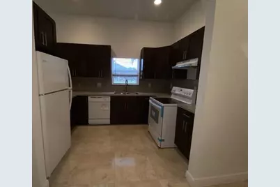 701 SW 10th Dr, Pompano Beach, FL 33060 - Photo 1