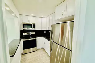 5050 NW 7th St, Miami, FL 33126 - Photo 6