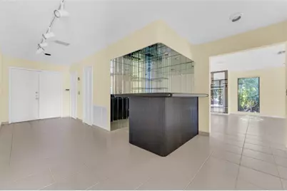 21180  Juego Cir, Unit #18A, Boca Raton, FL 33433 - Photo 6