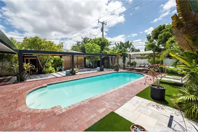 1521 NE 3rd Ave, Fort Lauderdale, FL 33304 - Photo 1