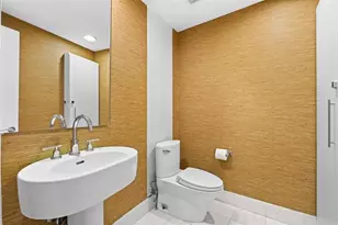 2950 NE 188th St, Aventura, FL 33180 - Photo 12