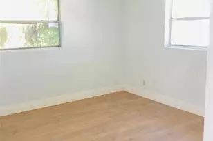 575 NW 41st St, Fort Lauderdale, FL 33309 - Photo 8