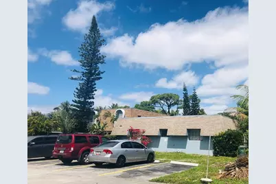 575 NW 41st St, Fort Lauderdale, FL 33309 - Photo 2