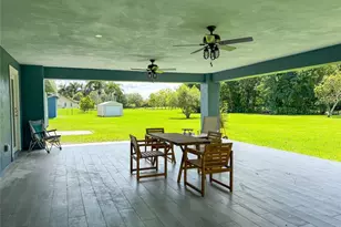 17420 SW 54th St, Southwest Ranches, FL 33331 - Photo 4