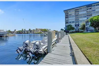 930 SE 9th Ave, Unit #16, Pompano Beach, FL 33060 - Photo 46