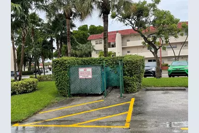 361 S Hollybrook Dr, Unit #103, Pembroke Pines, FL 33025 - Photo 96