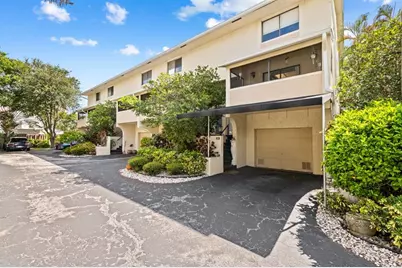 3225 NE 13th St, Unit #201, Pompano Beach, FL 33062 - Photo 2