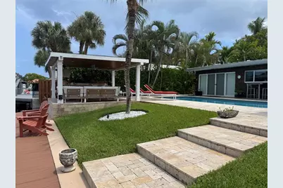 2761 NE 57th Ct, Fort Lauderdale, FL 33308 - Photo 2