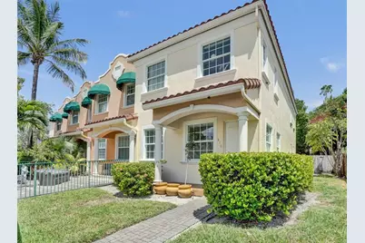 816 S Riverside Dr, Unit #816, Pompano Beach, FL 33062 - Photo 1