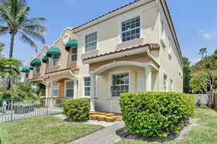 816 S Riverside Dr, Pompano Beach, FL 33062 - Photo 1