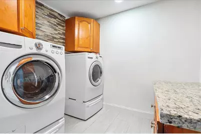 4520 SW 38th St, West Park, FL 33023 - Photo 10