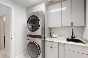 9485 E Maiden Ct, Vero Beach, FL 32963 - Photo 26