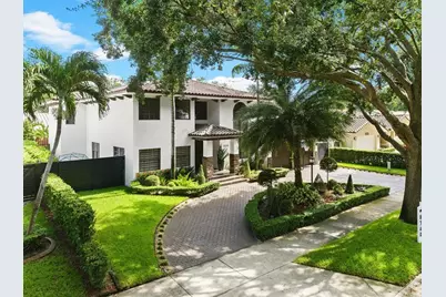 8340 NW 167th Ter, Miami Lakes, FL 33016 - Photo 1