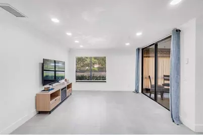 4125 S Carambola Cir, Unit #2126, Coconut Creek, FL 33066 - Photo 6