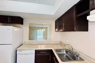 1201 Hillcrest Ct, Hollywood, FL 33021 - Photo 8