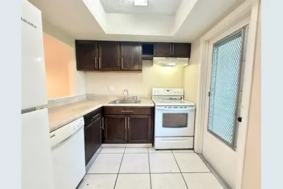 1201  Hillcrest Ct, Unit #109, Hollywood, FL 33021 - Photo 6