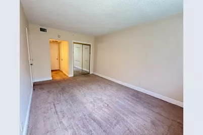 1201  Hillcrest Ct, Unit #109, Hollywood, FL 33021 - Photo 16