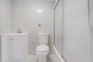 4801 NW 7th St, Miami, FL 33126 - Photo 16