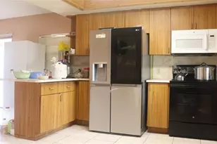 8261 NW 66th Terrace, Tamarac, FL 33321 - Photo 18