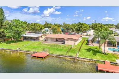 8720  Pasadena Blvd, Pembroke Pines, FL 33024 - Photo 40