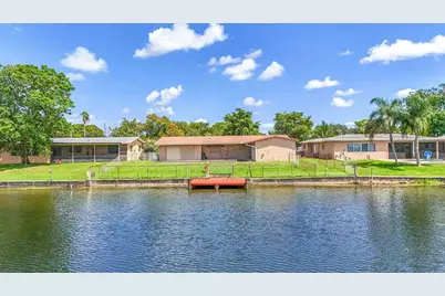 8720  Pasadena Blvd, Pembroke Pines, FL 33024 - Photo 32