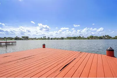 8720  Pasadena Blvd, Pembroke Pines, FL 33024 - Photo 22