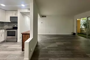 608 NW 13th St, Boca Raton, FL 33486 - Photo 2