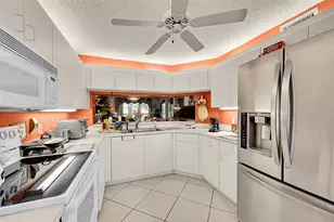 2541 N Nob Hill Rd, Sunrise, FL 33322 - Photo 4