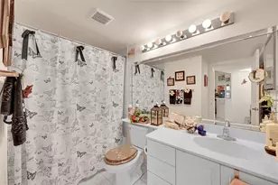 2541 N Nob Hill Rd, Sunrise, FL 33322 - Photo 12