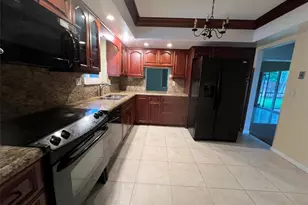 11541 NW 23rd St, Pembroke Pines, FL 33026 - Photo 4