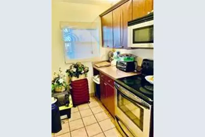 9230  Lagoon Pl, Unit #103, Davie, FL 33324 - Photo 2