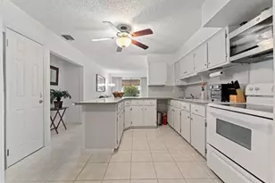 2140 N 57th Ave, Hollywood, FL 33021 - Photo 8