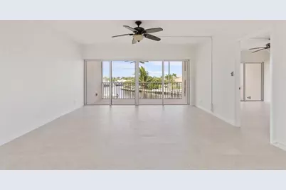 390 N Federal Hwy, Unit #406, Deerfield Beach, FL 33441 - Photo 8