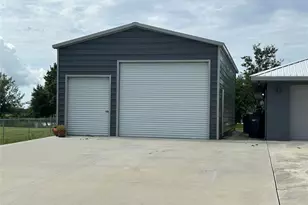 8450 SW 14th Ln, Okeechobee, FL 34974 - Photo 2