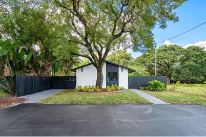 1211 NE 2nd Ave, Unit #2, Fort Lauderdale, FL 33304 - Photo 2