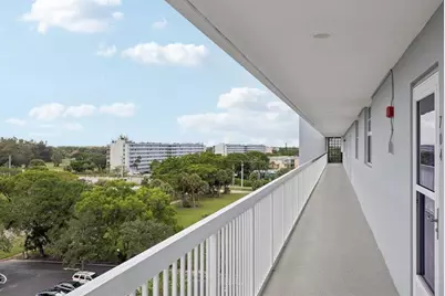 5700 NW 2nd Ave, Unit #704, Boca Raton, FL 33487 - Photo 46