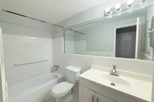 600 Layne Blvd, Hallandale Beach, FL 33009 - Photo 6