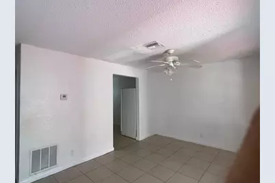 1735 SW 44th Ter, Fort Lauderdale, FL 33317 - Photo 6