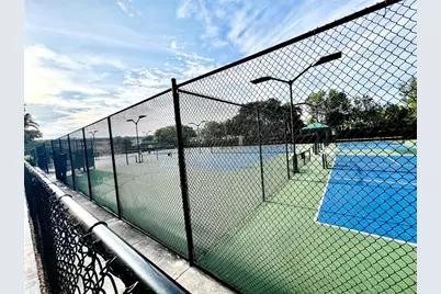 981  Hillcrest Ct, Unit #306, Hollywood, FL 33021 - Photo 6