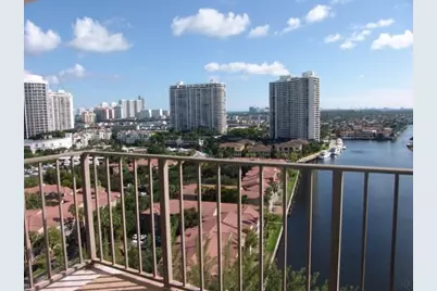 18151 NE 31st Ct, Unit #Ph215, Aventura, FL 33160 - Photo 14