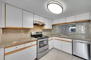 796 NW 91st Terrace, Plantation, FL 33324 - Photo 8