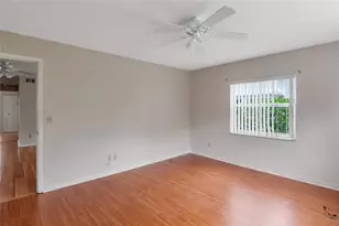 1217 S Lakes End Dr, Fort Pierce, FL 34982 - Photo 14