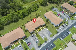 1217 S Lakes End Dr, Fort Pierce, FL 34982 - Photo 32