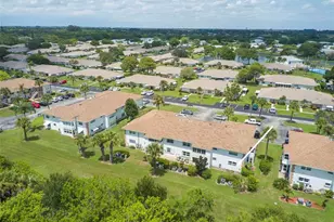 1217 S Lakes End Dr, Fort Pierce, FL 34982 - Photo 58