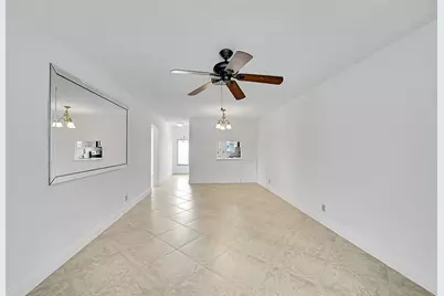 2111 NE 42nd Ct, Unit #201W, Lighthouse Point, FL 33064 - Photo 8