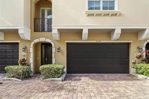 3240 NE 13th St, Pompano Beach, FL 33062 - Photo 2