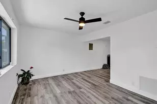 1810 NW 9th St, Fort Lauderdale, FL 33311 - Photo 14