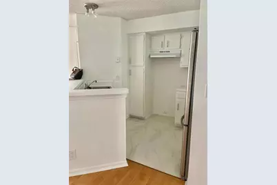 3320  Pinewalk Dr, Unit #1716, Margate, FL 33063 - Photo 8