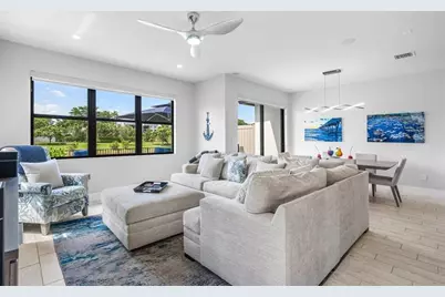 2238  Appleton Cir, Oakland Park, FL 33309 - Photo 12