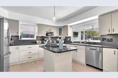 2201 N 50th Ave, Hollywood, FL 33021 - Photo 8